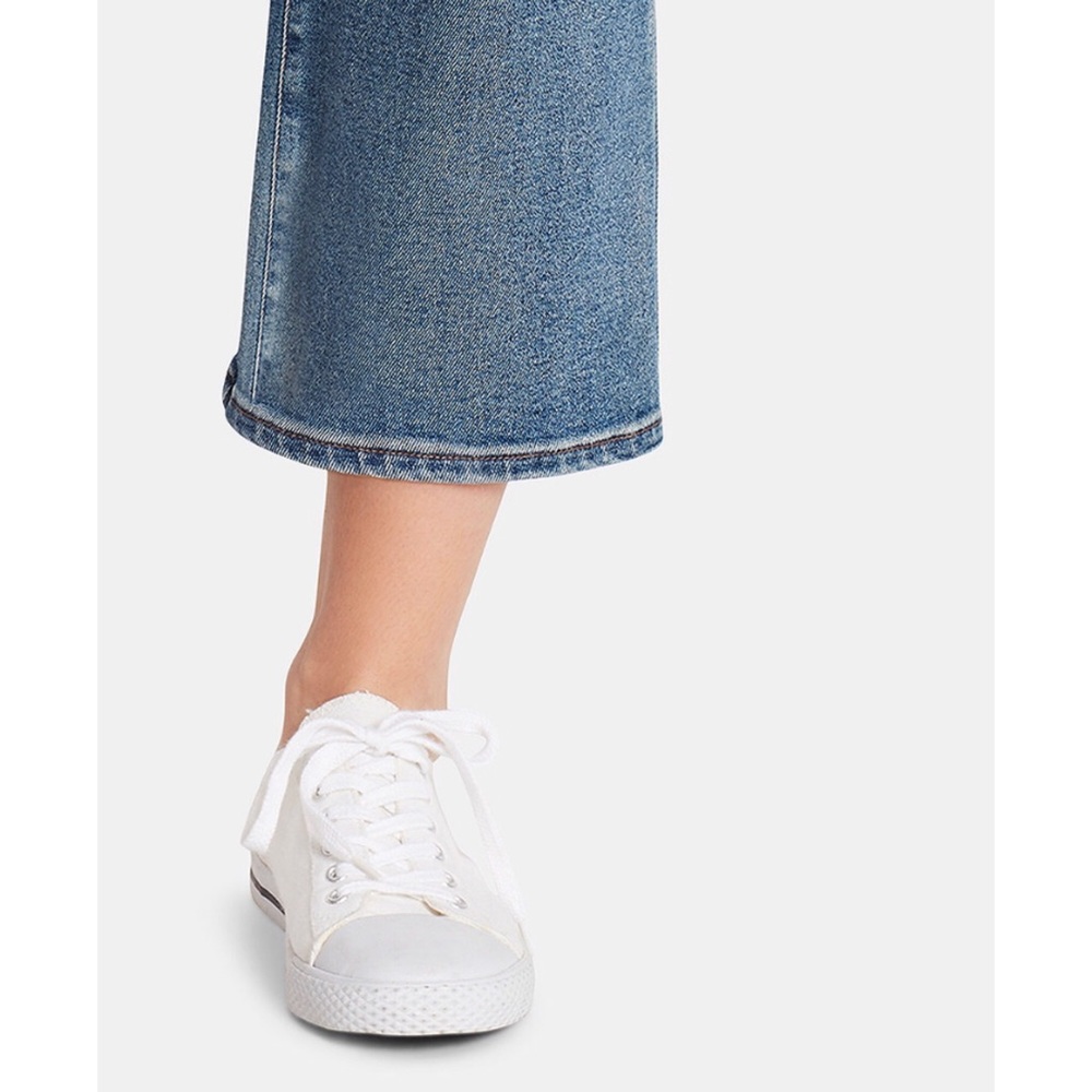 William Rast Cropped Flared Jeans - Picture 3 of 8